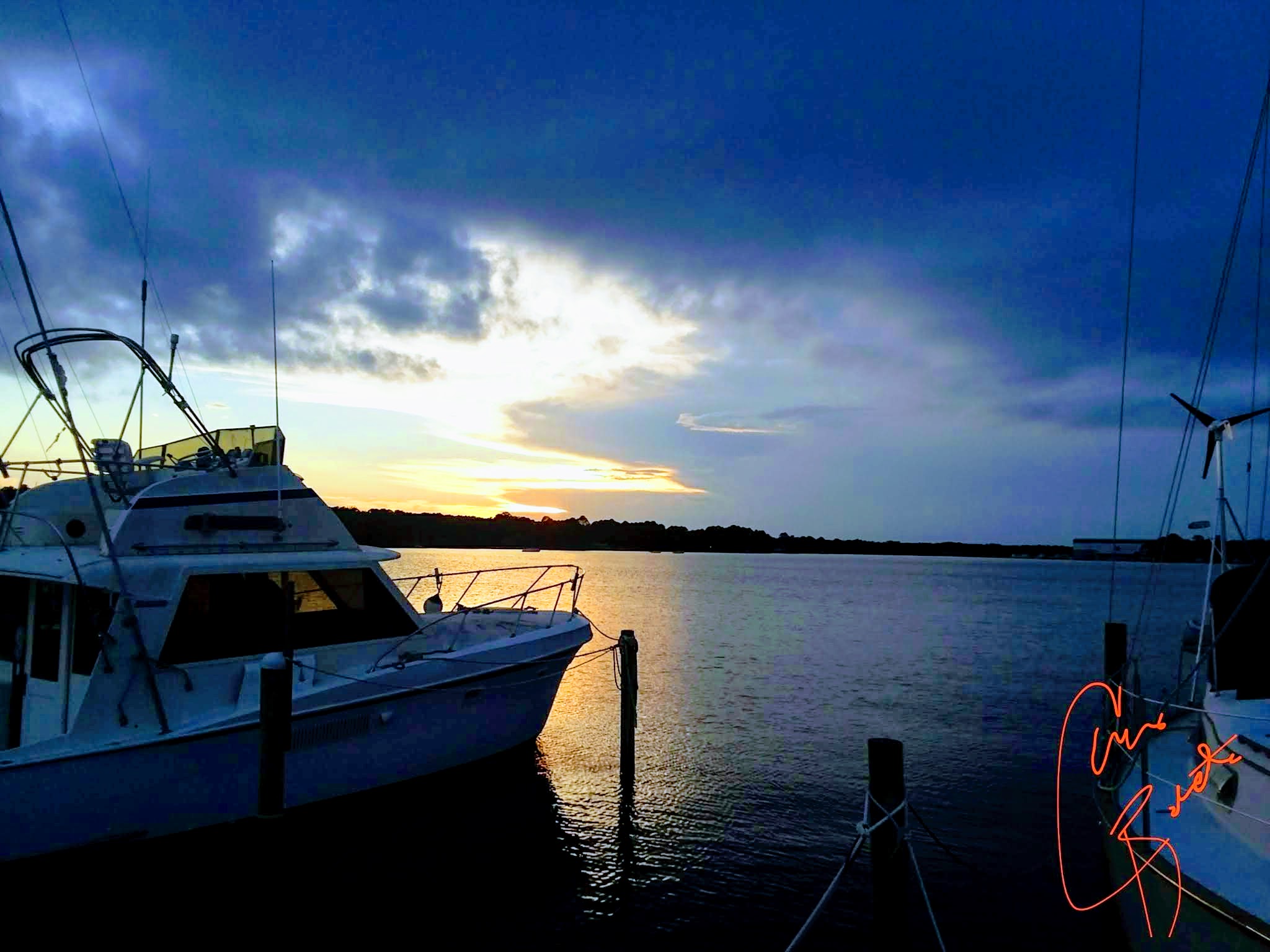 20180828_213613-EFFECTS